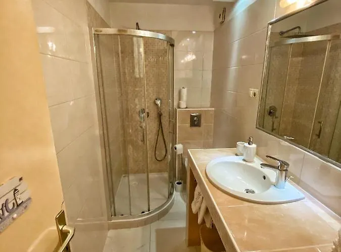 Ginna Διαμέρισμα *